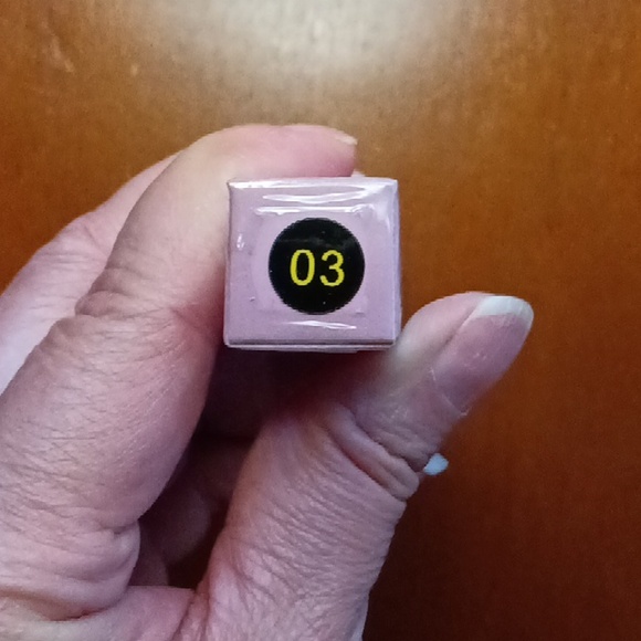 METALLIC SPARKLE GLITTER LIPSTICK ๐ - Picture 5 of 7